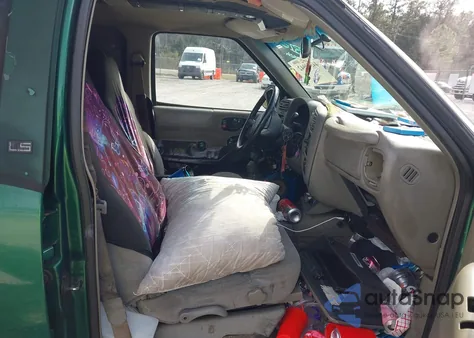 1999 Chevrolet Blazer Ls из США, поврежденный, VIN 1GNCS13W6X2222917